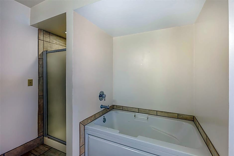 Best Western Plus Scottsdale Thunderbird Suites