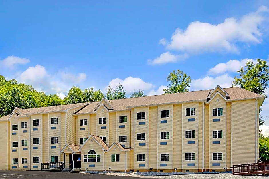 Microtel Inn & Suites By Wyndham Bryson City