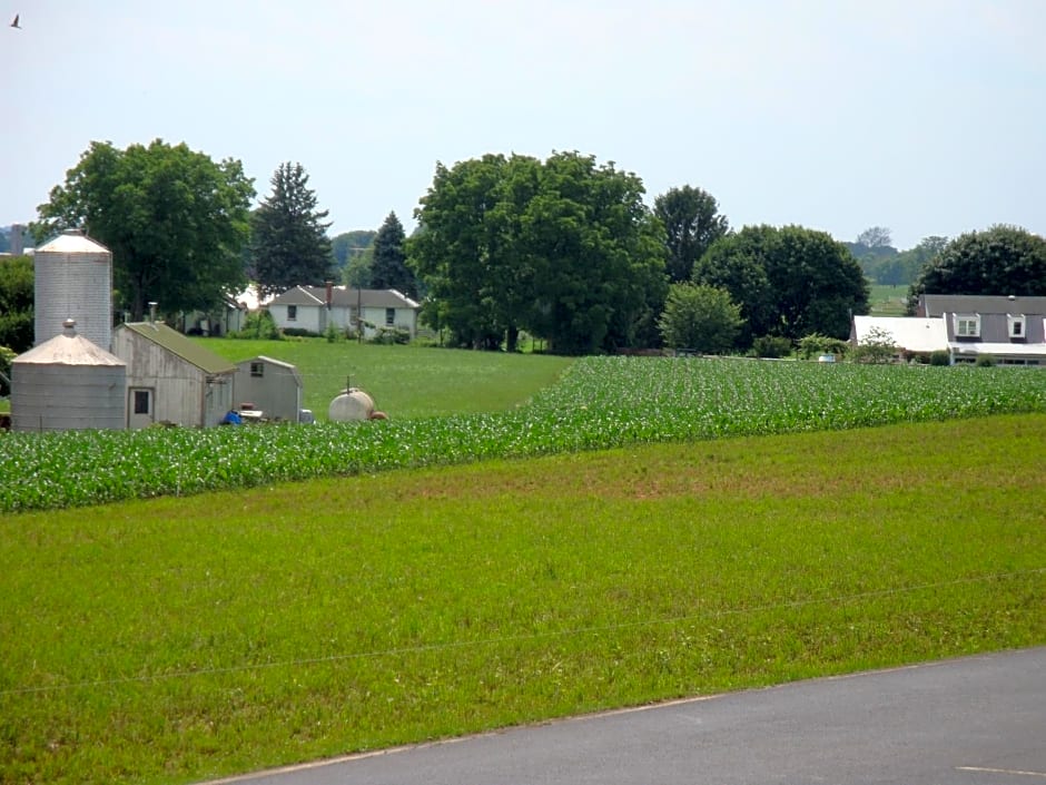 Soudersburg Inn & Suites Lancaster