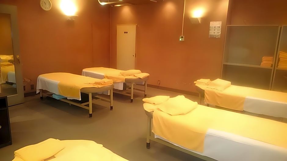 Funabashi Grand Sauna and Capsule Hotel