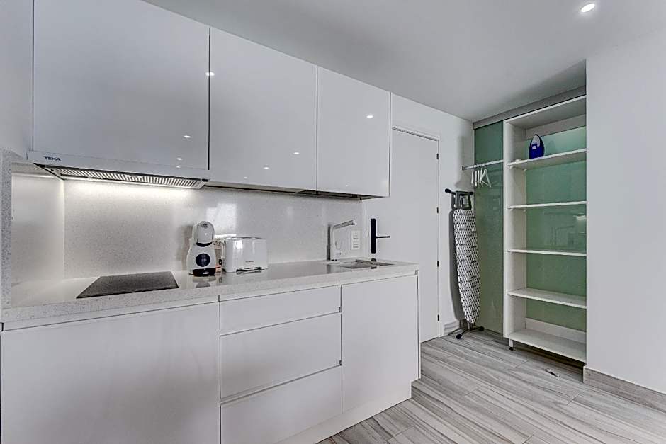 BAL Apartments Adults Only