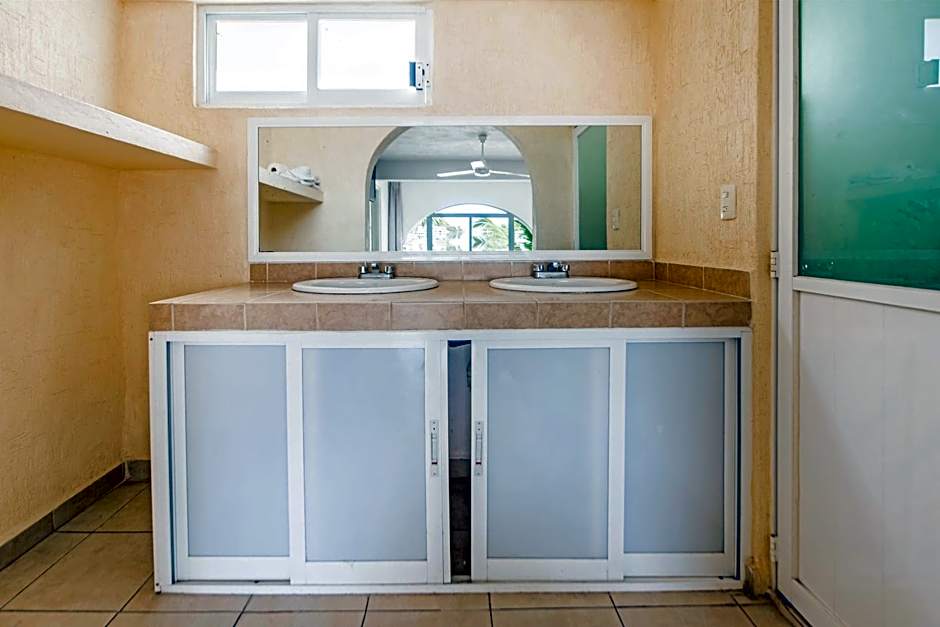 Capital O Hotel El Mejicano