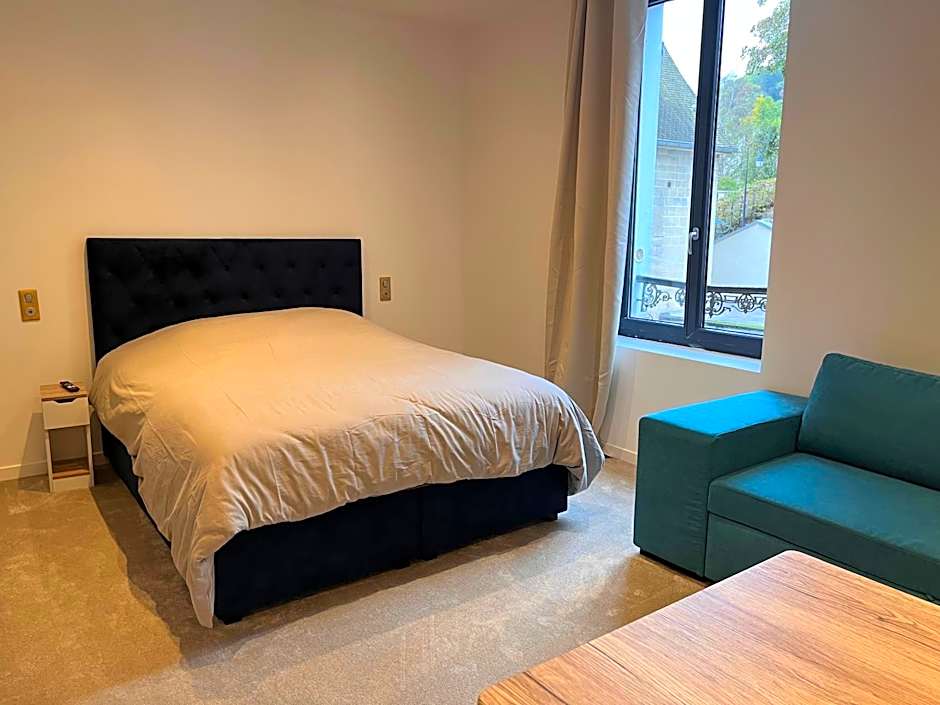 HDG Hôtel Gare de L'Isle Adam Appart's Hotel