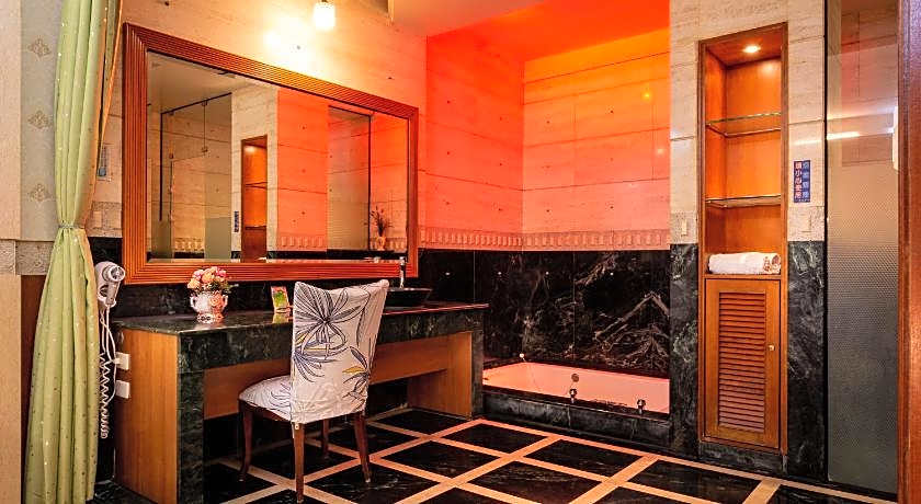 King & Princess Motel