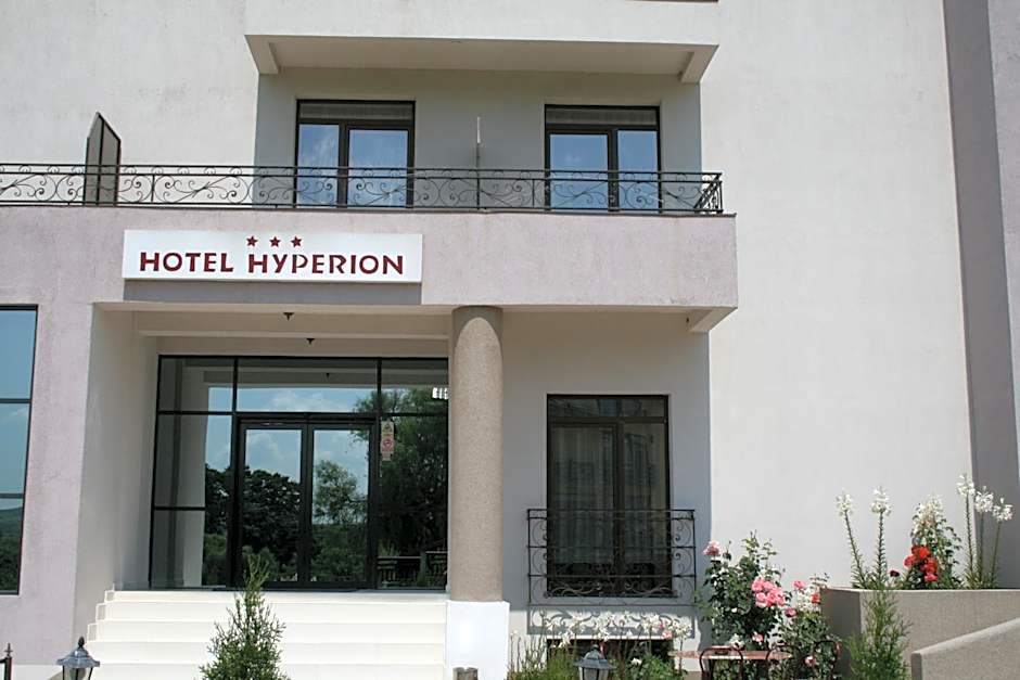 Hotel Hyperion