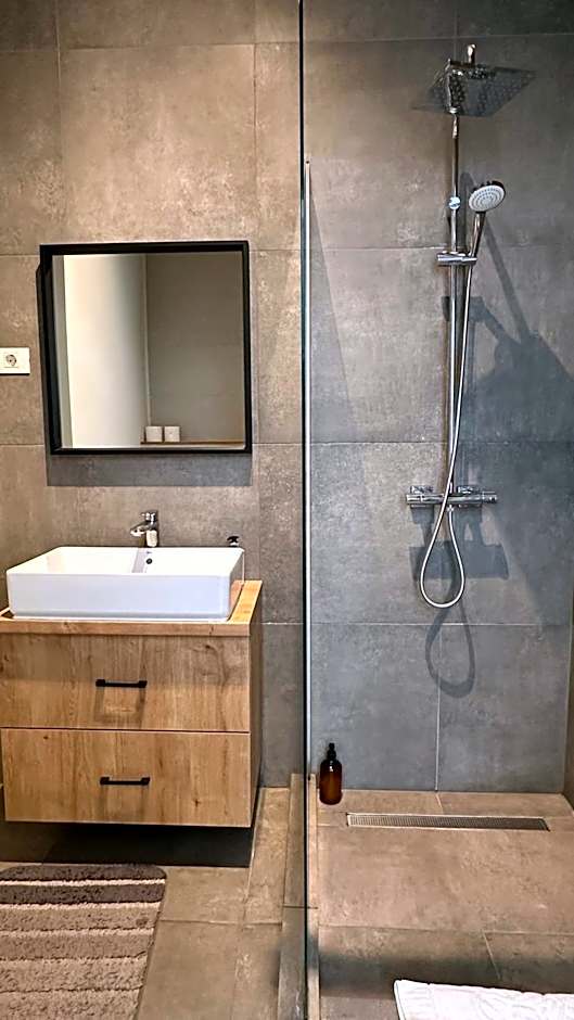 Carol Residence - ultra central - powered by NEO