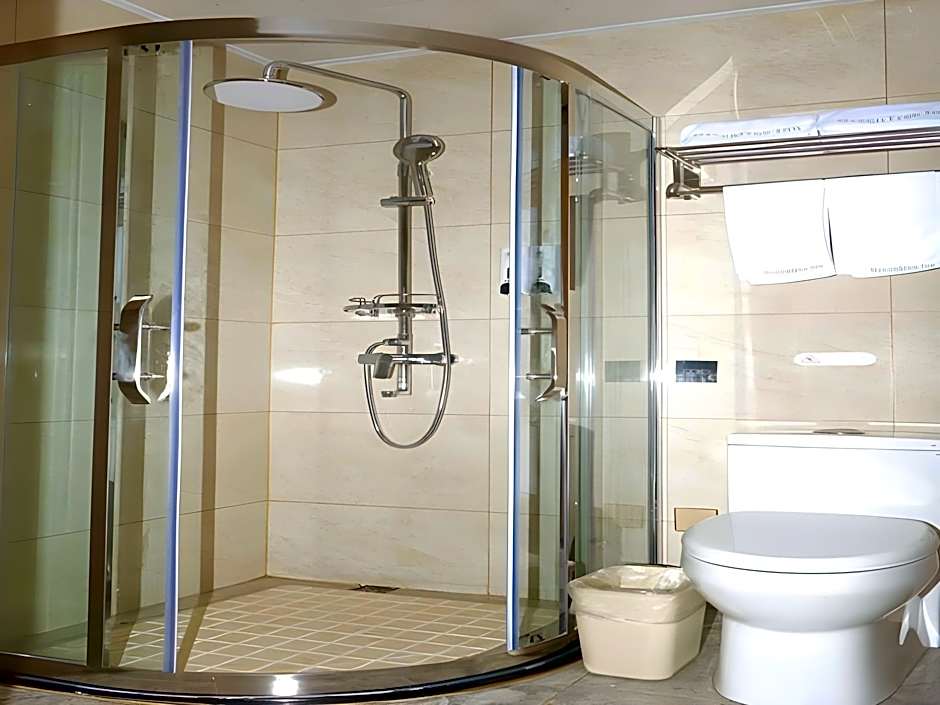 GreenTree Inn Chizhou Dongzhi County Lishan Xiushui Express Hotel