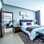 Square Small Luxury Hotel