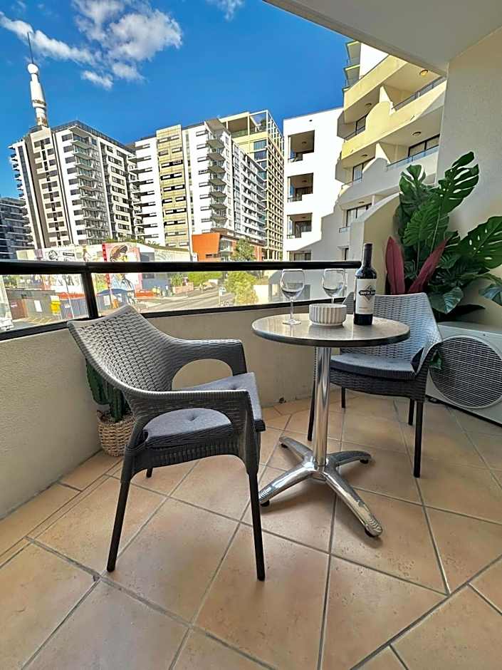 West End Central Apartments