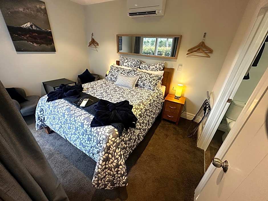 Two Rivers Ohakune - Boutique Bed and Breakfast