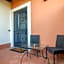 Royal Playa Suite and Apartament -private parking- self chek out