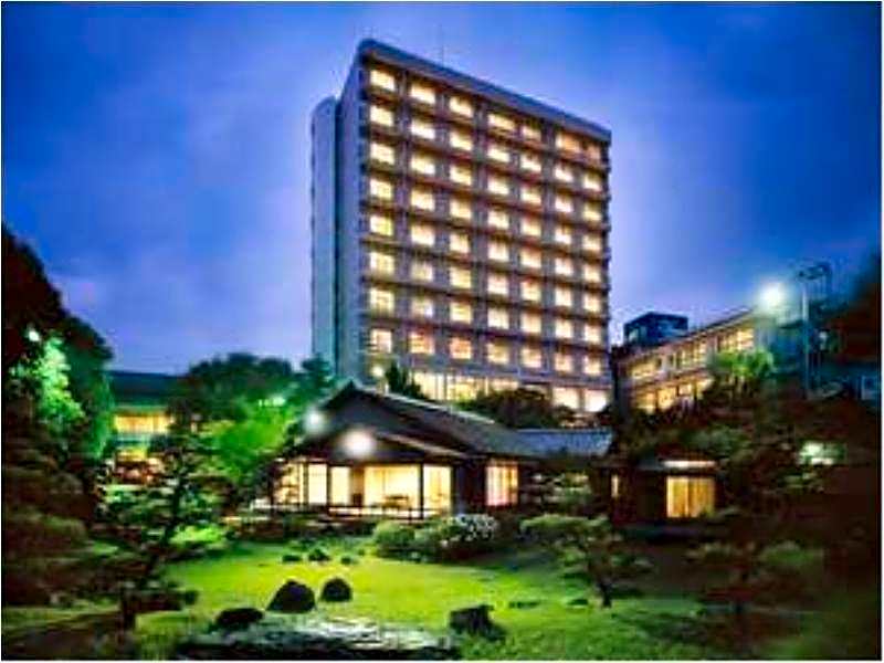 Hotel Parens Onoya