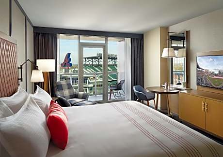 Premier Room with Balcony - 1 King Bed