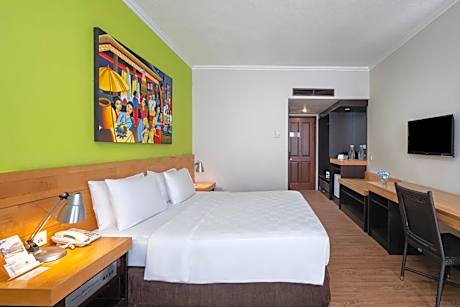 Double or Twin Room with Pool View