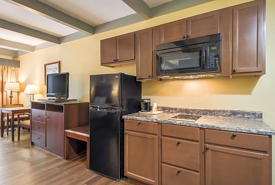 Suburban Studios Buffalo Airport