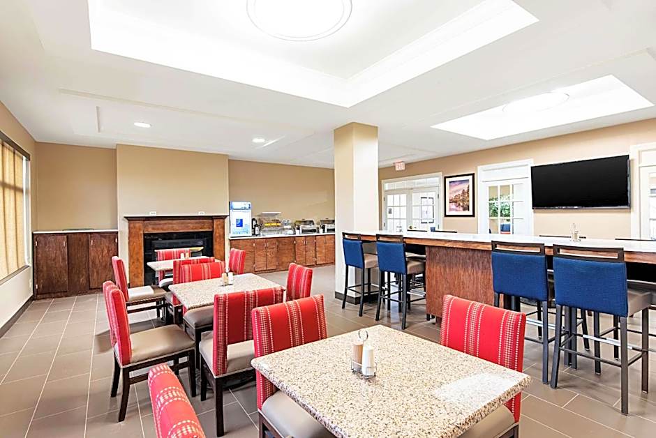 Comfort Inn & Suites Pine Bluff