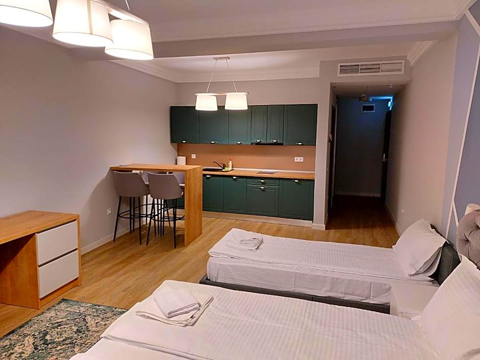 H11 Downtown Apartments