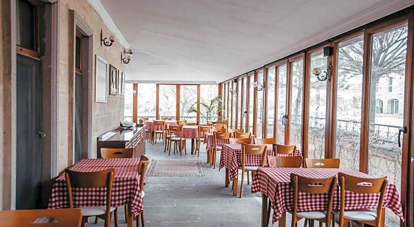 Royal Stone Houses - Goreme