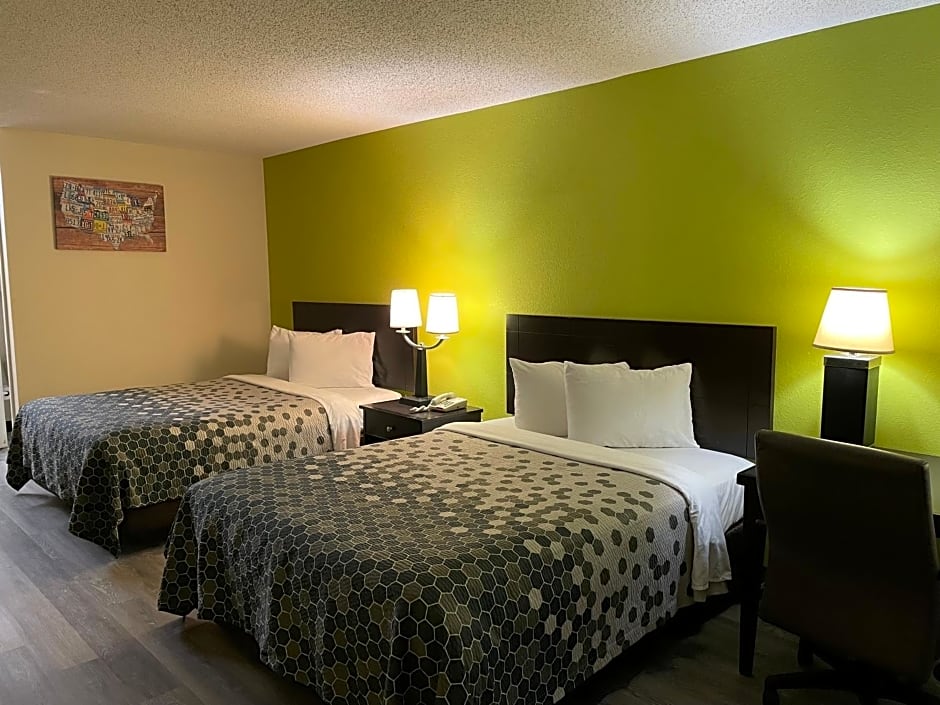 Econo Lodge Inn & Suites Sweetwater I-20