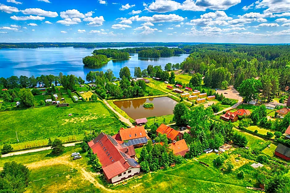 Velo Camp nad jeziorem Dadaj