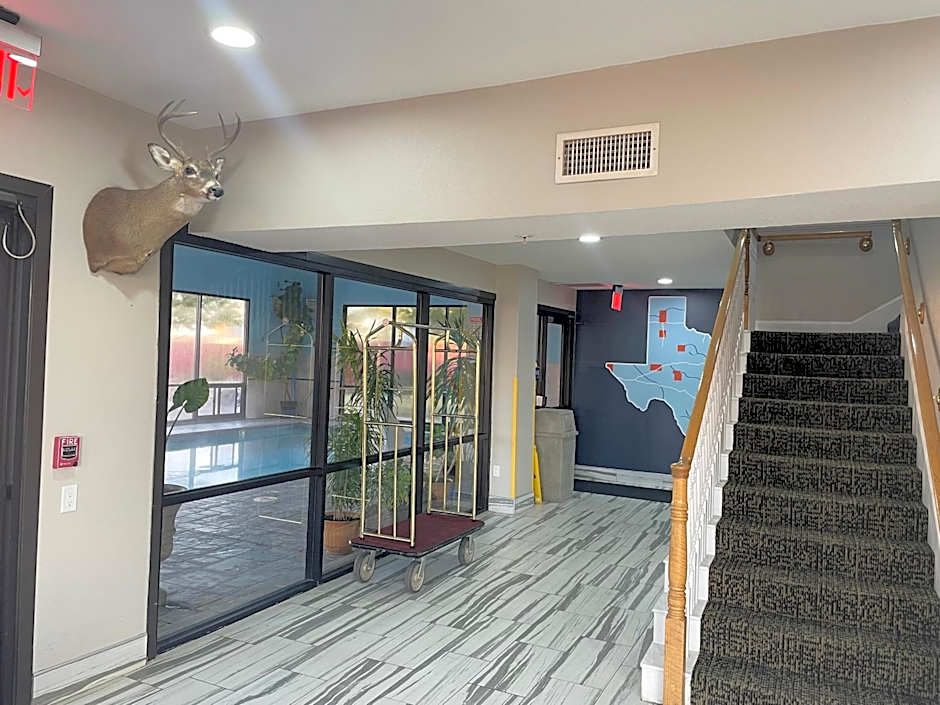 Days Inn by Wyndham Childress