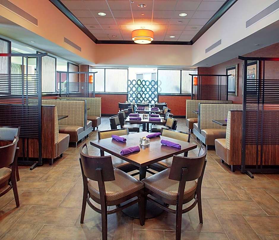 DoubleTree By Hilton Guest Suites Bentonville Rogers