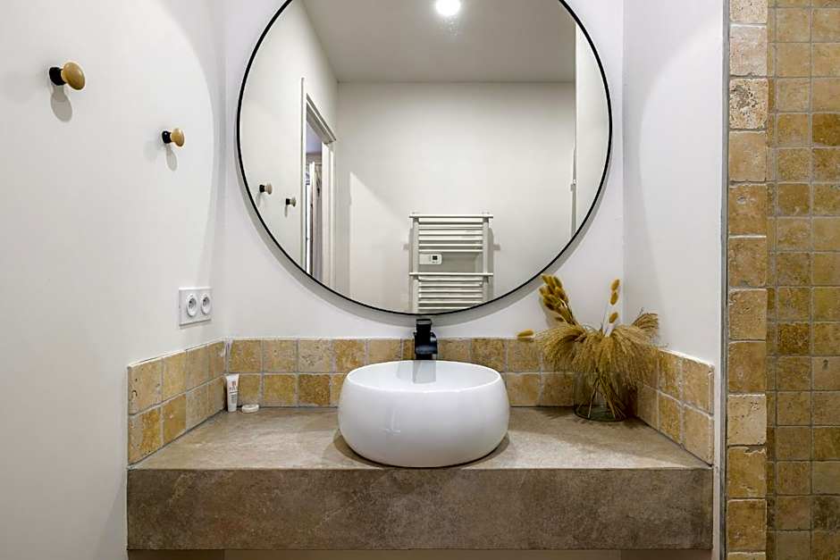 MAYA Appartements & Suites