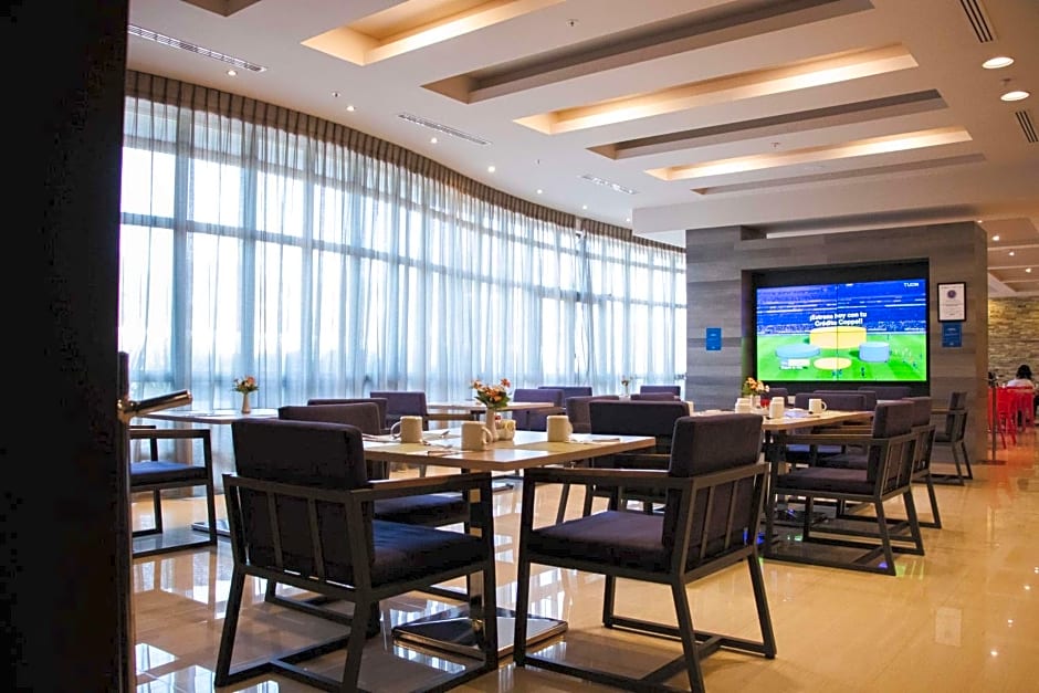 Hilton Garden Inn Leon Poliforum