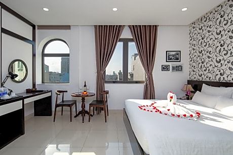 Suite with City View