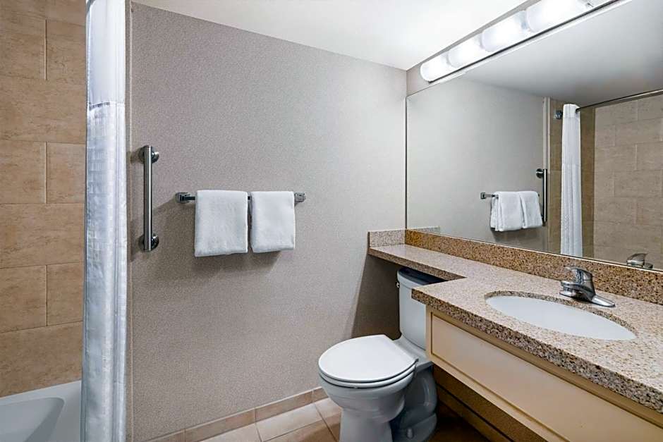 Eastgate Hotel - BW Signature Collection