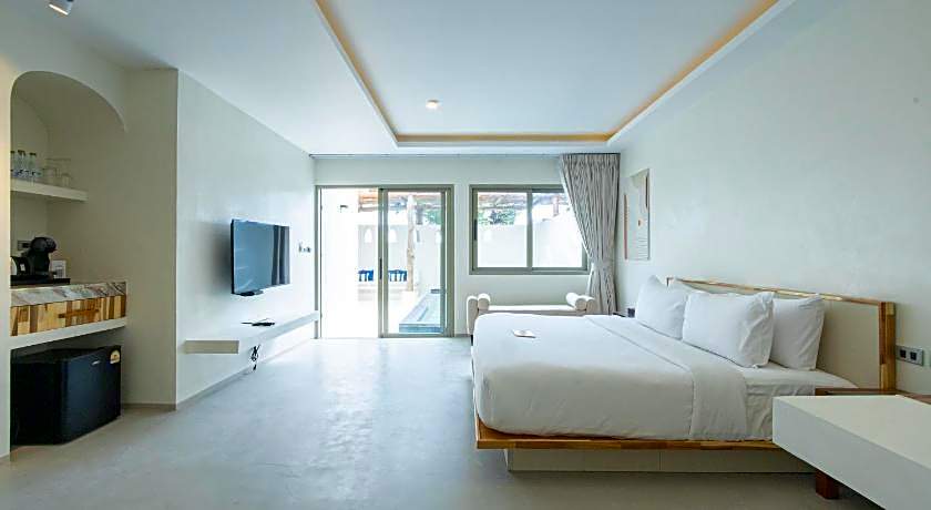 KC Beach Club & Pool Villas