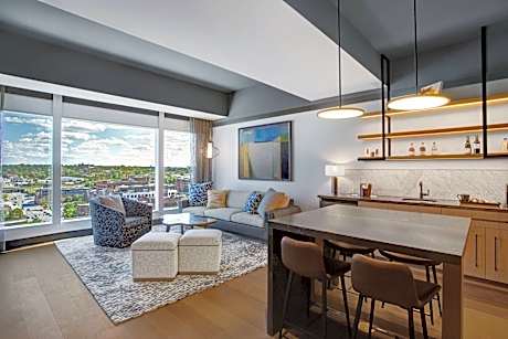 Billionaire Suite, 1 Bedroom Suite, 1 King, Sofa Bed, City View