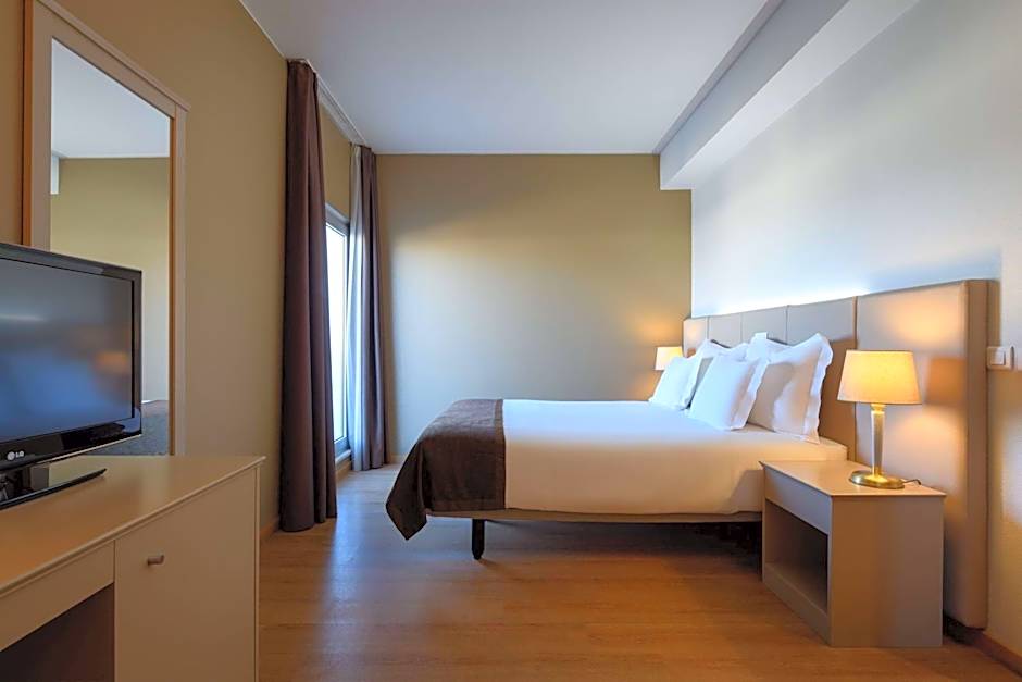 Photo 1 of 4 of Double Room - Non-Smoking