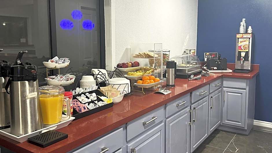 Xecutive Inn and Suites