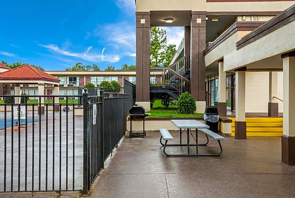 Horizon Inn & Suites