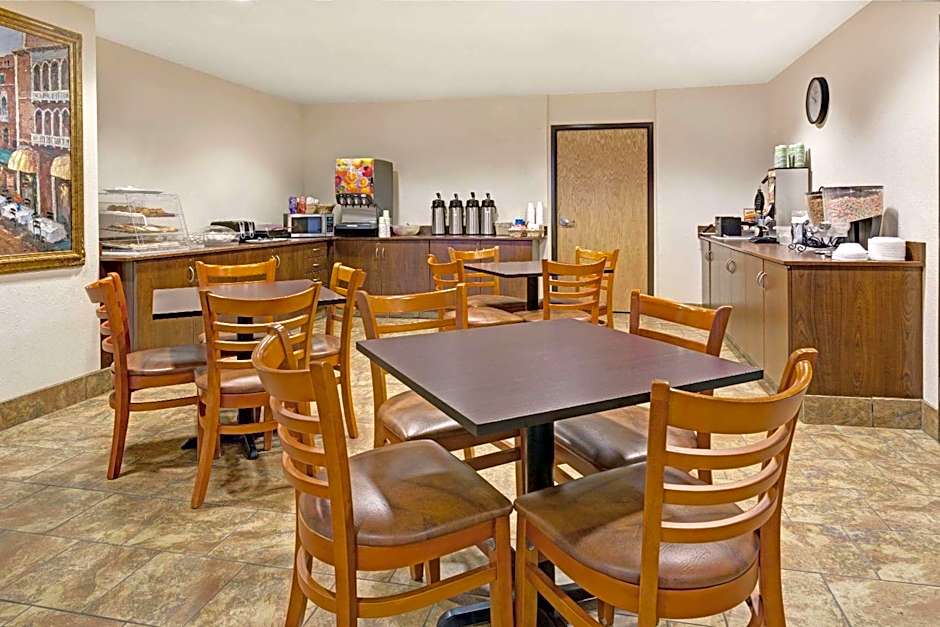 Microtel Inn & Suites By Wyndham Cheyenne