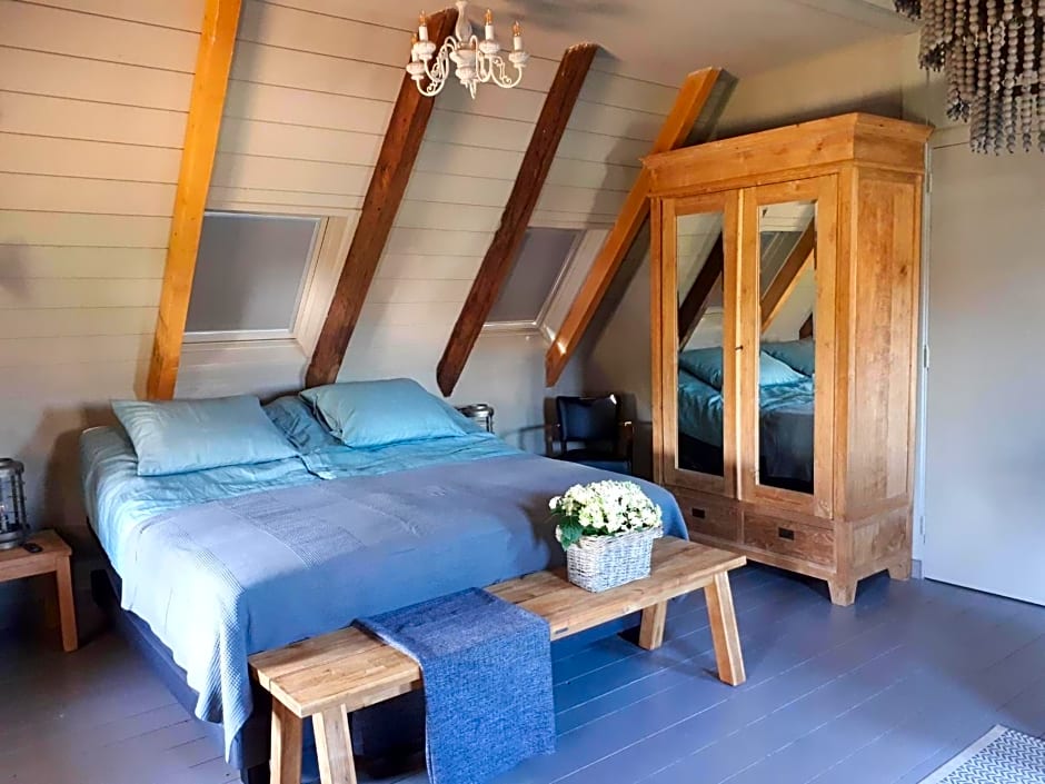 B&B De Meidoornhof – Ruinen, TX