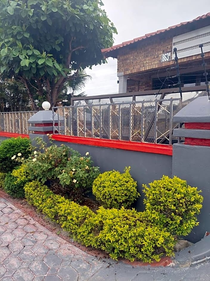 Nsuku Bed and Breakfast