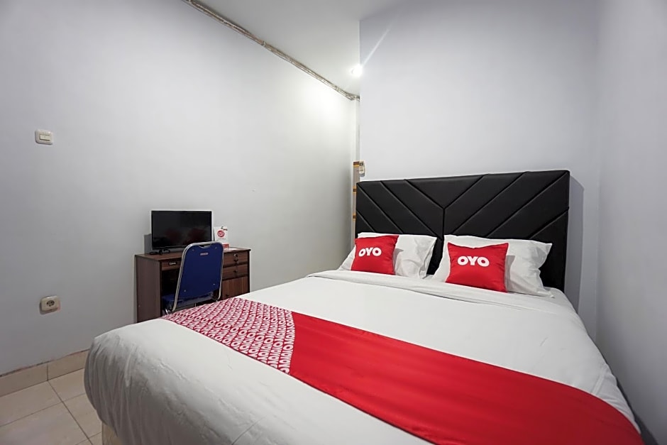 OYO 2566 Putri Kesia Rooms