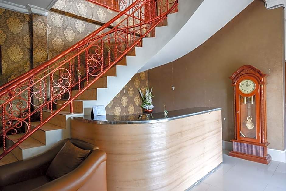 RedDoorz Plus @ Hotel Srikandi Kendari