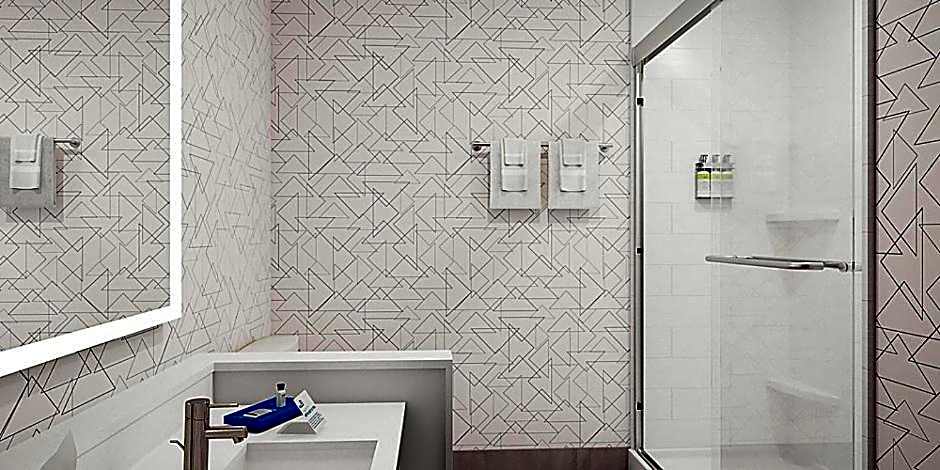 Holiday Inn Express & Suites - Lumberton By IHG