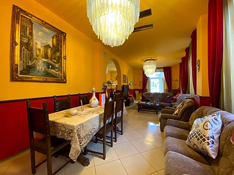 Hotel Rinascimento – Montecatini Terme, IA