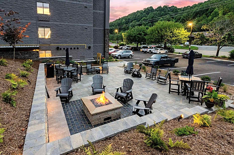 Graystone Lodge, Ascend Hotel Collection