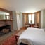Highland Lake Inn