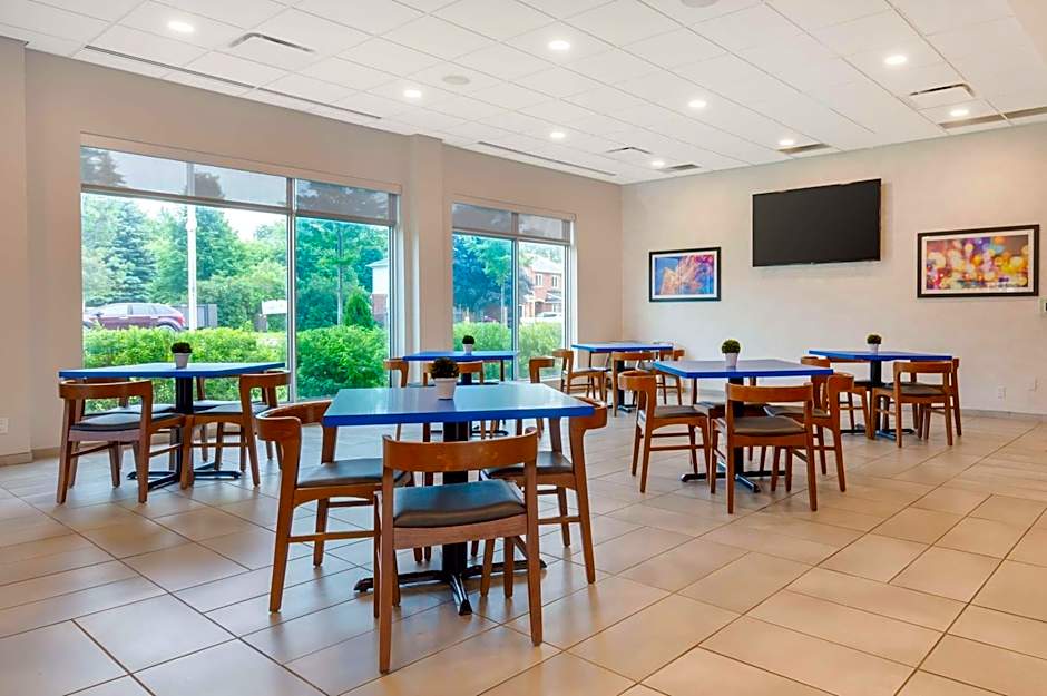 GLo Best Western Kanata Ottawa West