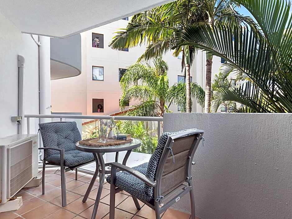 The Burlington Holiday Apartments
