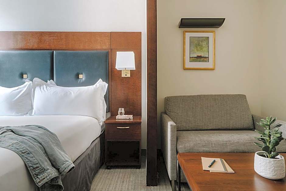 Club Quarters Hotel in Houston