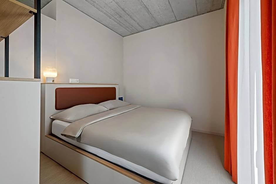 Ariv Apartments & Spaces - self check-in