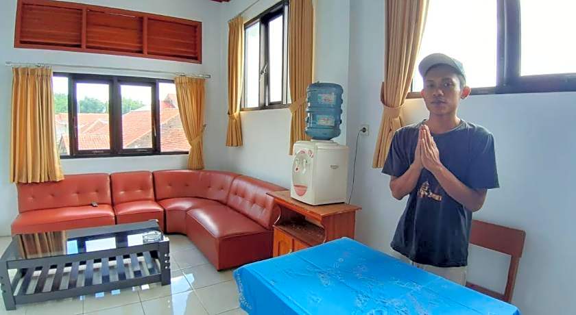 OYO Life 2884 Wisma Jatnika Syariah