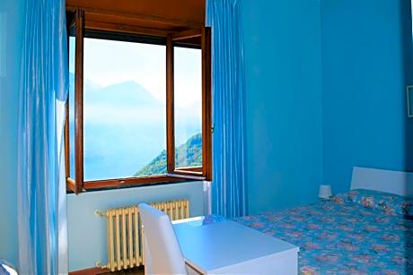 Triple Room with Lake View